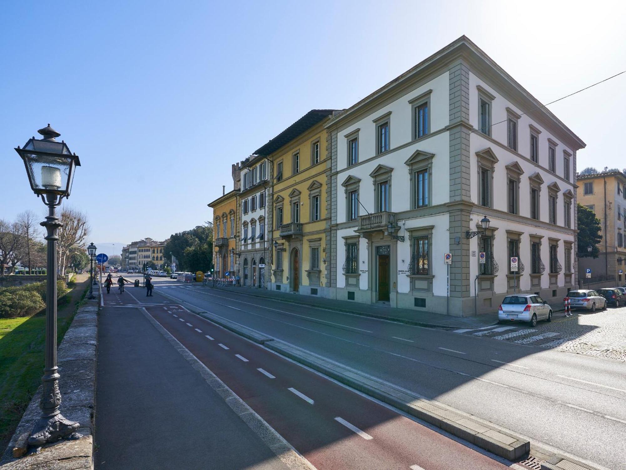 Aparthotel Serristori Palace Florença