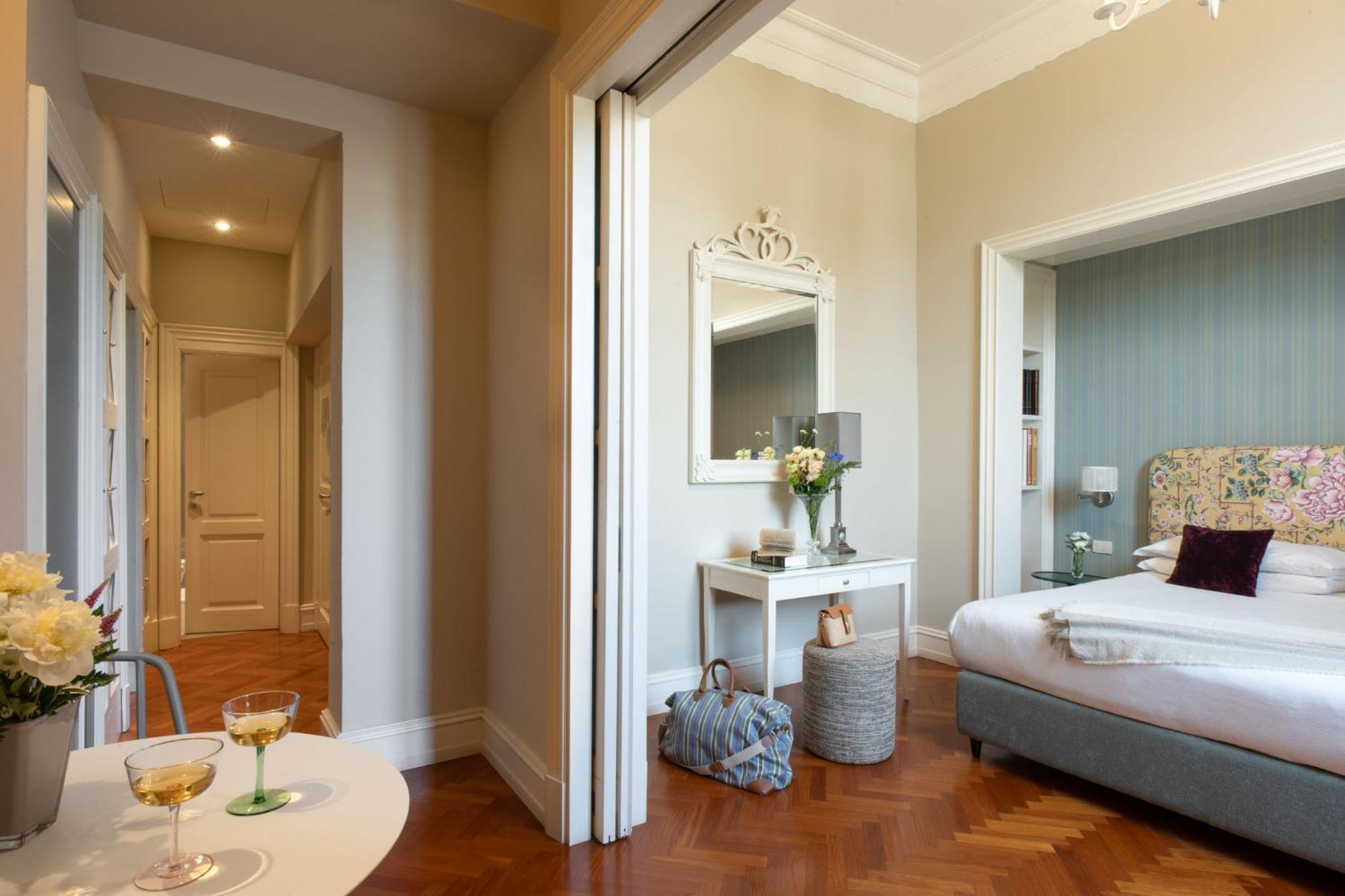 Serristori Palace Aparthotel Florença